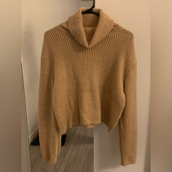 Beige Sweater - Picture 3 of 3